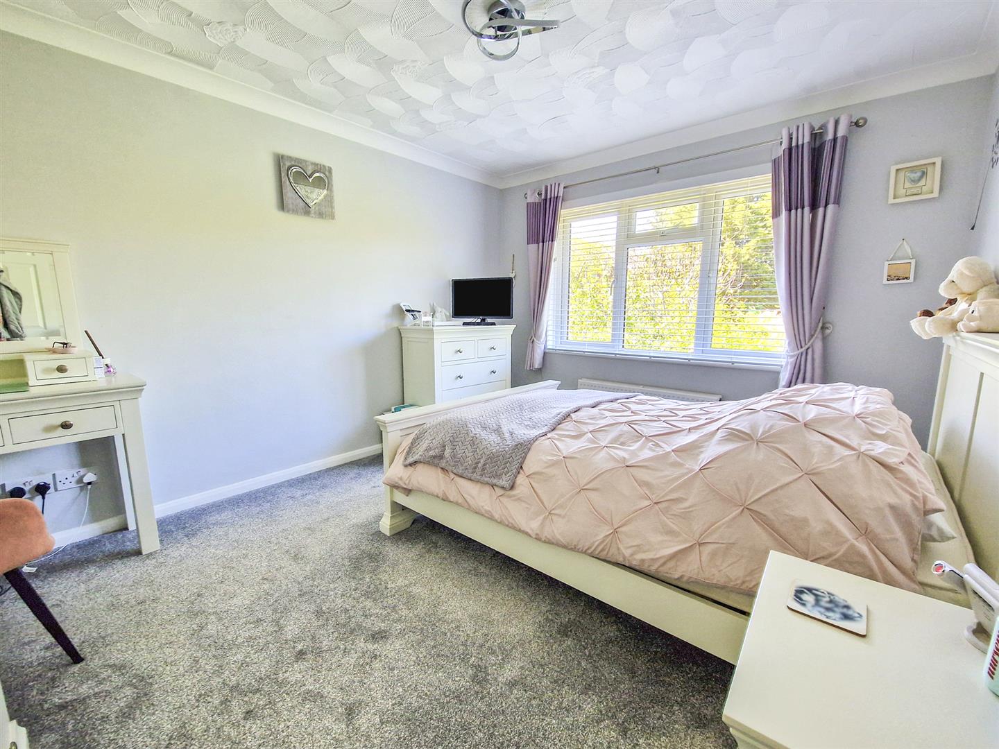 Robin Hill, Brickhill
